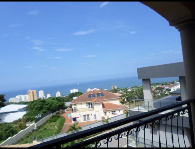 5 BEDROOM HOUSE FOR SALE IN UMHLANGA RIDGE